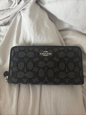 Coach Black Signature Zip Wallet with Silver Logo